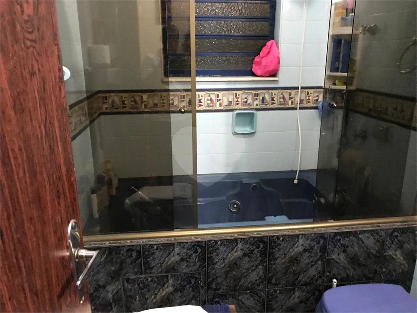 Chácara à venda com 4 quartos, sendo 1 suíte,  em Monterrey, Louveira, SP
