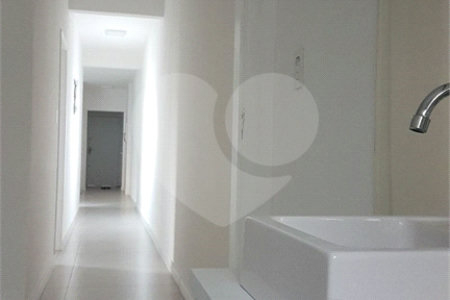 Apartamento com dois dormitórios na Bela Vista