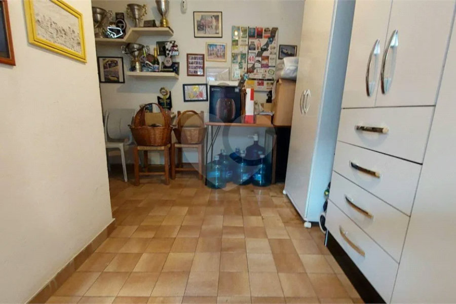 Casa à venda com 3 quartos, sendo 1 suíte,  em Vila Paulista, São Paulo, SP