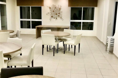 Apartamento à venda Vila Gumercindo - 2 dormitórios, 1 suíte, 1 vaga