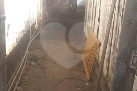 Imóvel para demolição na Vila Izabel