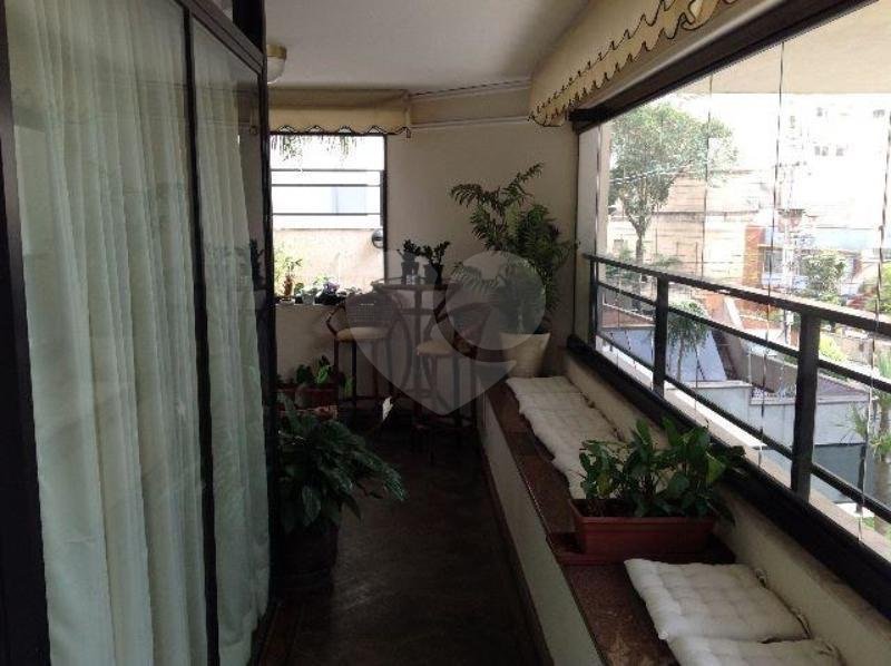 APARTAMENTO COM 4 DORMITÓRIOS E 4 VAGAS À VENDA NA MOOCA