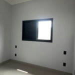 Casa à venda com 3 quartos no condomínio Villa de León, Três Lagoas - MS