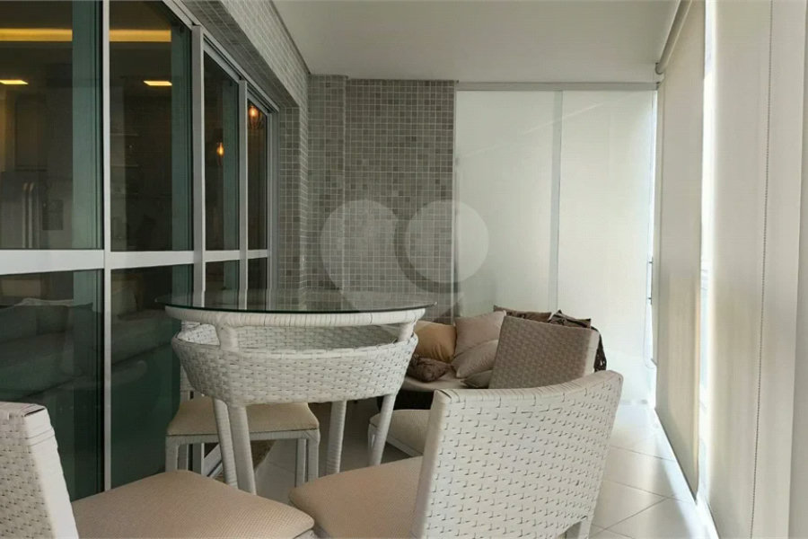 Apartamento à venda com 3 suítes em Riviera de São Lourenço, Bertioga, SP