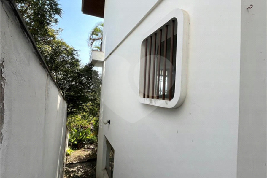 Sobrado à venda com 3 suítes em Tremembé, São Paulo, SP