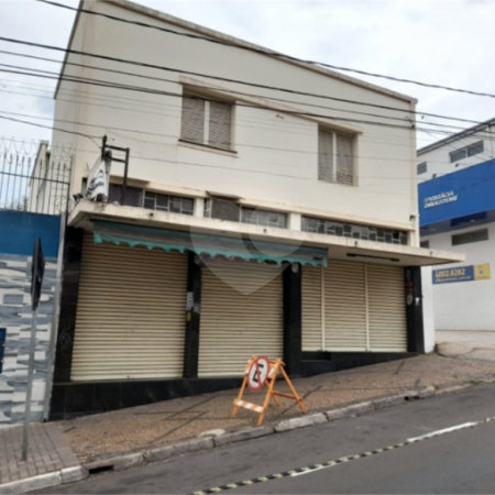 Prédio Comercial na Av. São Carlos - Excelente Oportunidade no Centro da Cidade