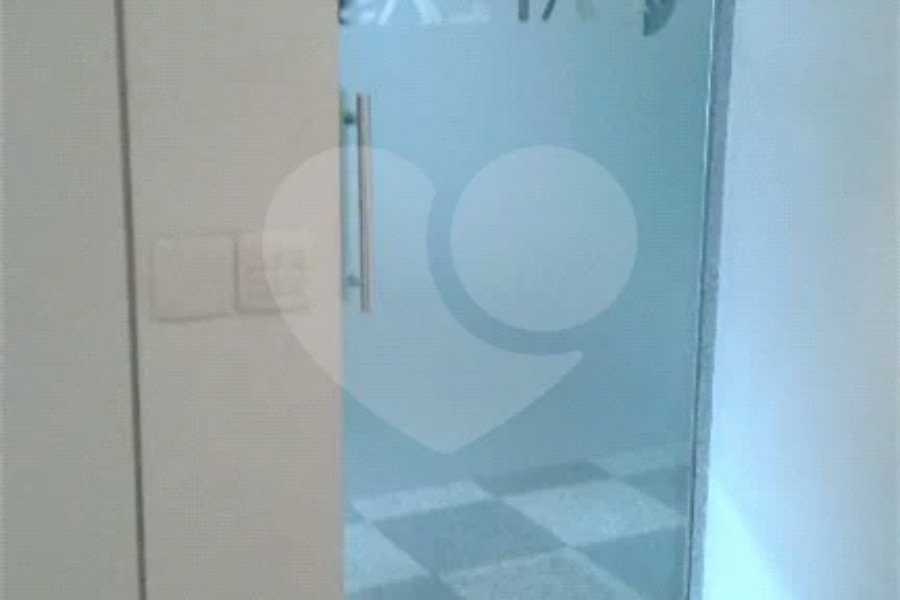 Conjunto comercial na Vila Olimpia