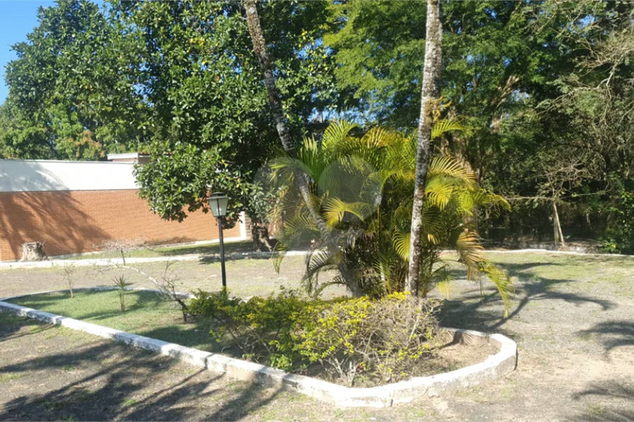 Chácara espetacular no caminho para Águas de São Pedro!