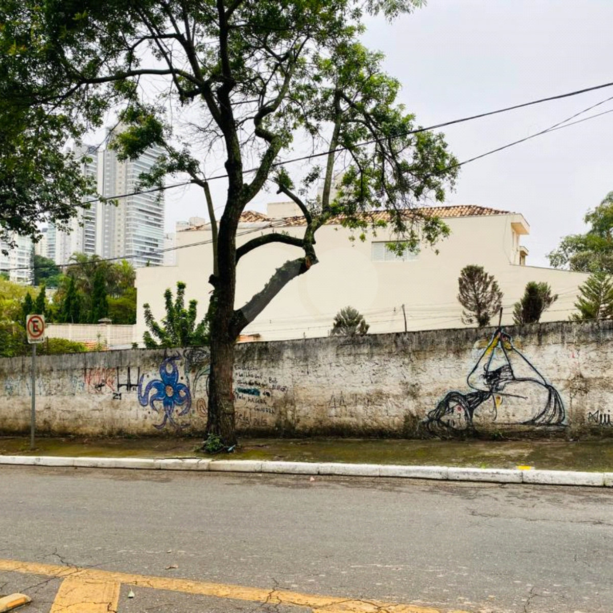 Terreno em Campo Belo