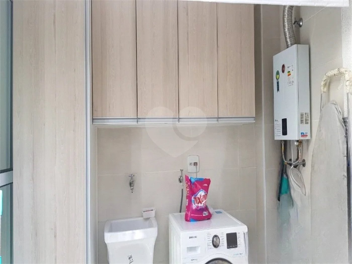 Sobrado na Vila Bertioga Mooca em condominio fechado à venda com 3 quartos, 3 suites, 4 vagas