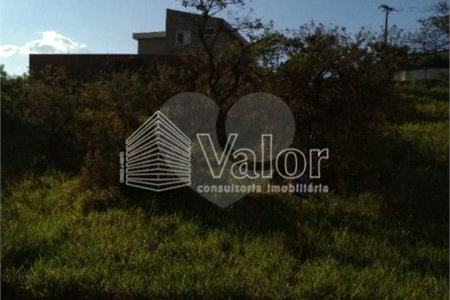 Terreno com 525 metros