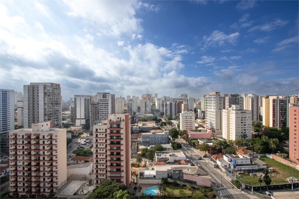 Cobertura Triplex com 90m² e 1 vaga de garagem na Vila Clementino