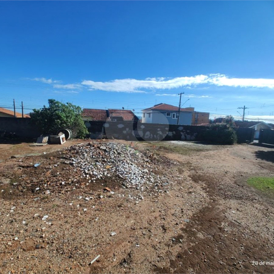 Terreno em Atibaia com 2.784 metros para construção de apartamentos ou salões comerciais, excelente localização