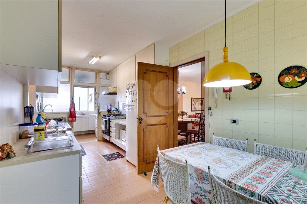Apartamento à venda com 4 quartos, sendo 1 suíte, em Jardim Marajoara, São Paulo, SP