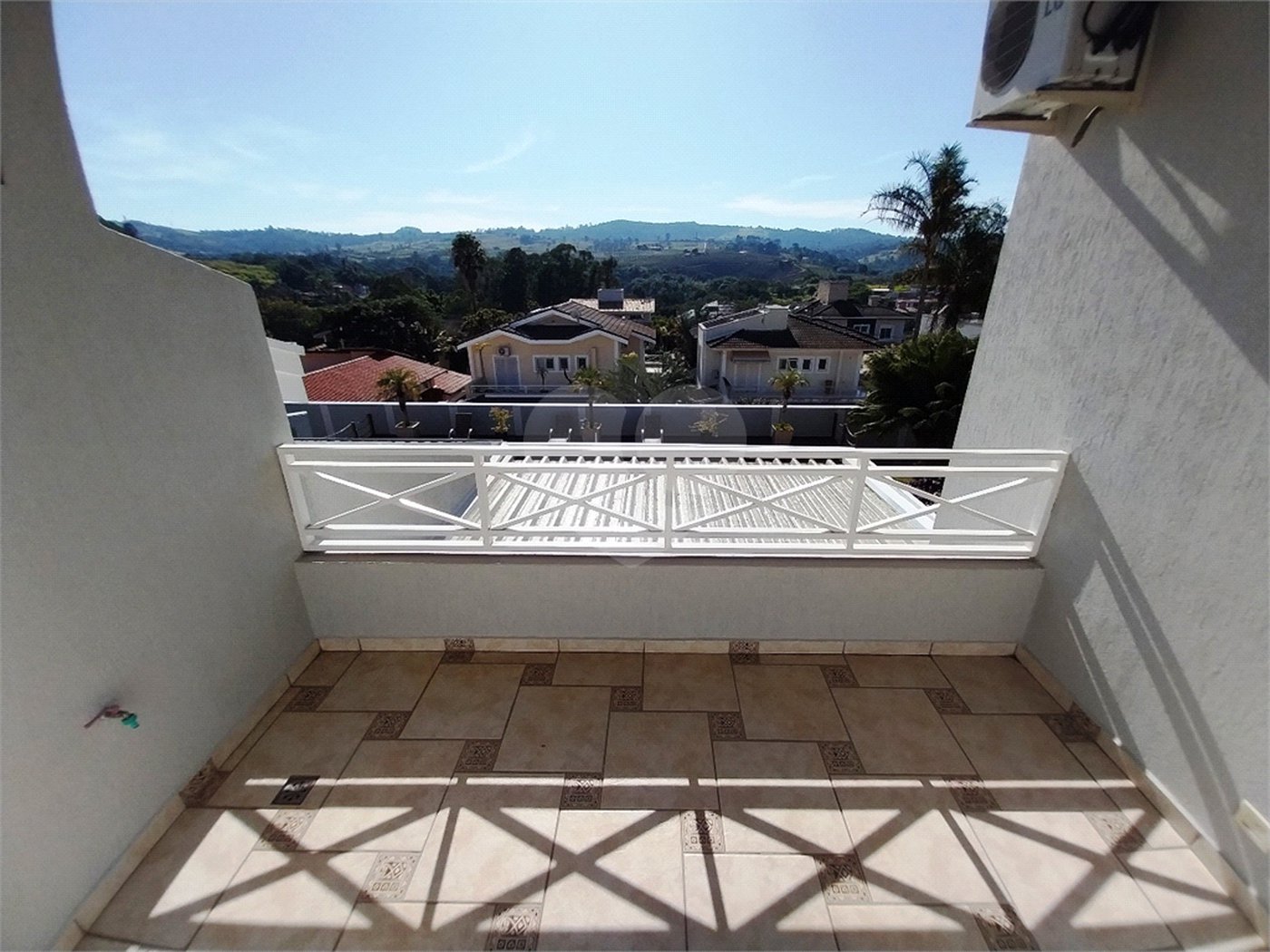 Residência de Luxo a venda no Condomínio Villaggio Capriccio -Louveira