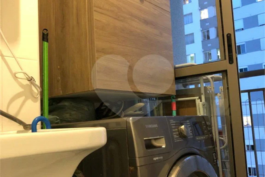 Apartamento à venda com 3 quartos, sendo 1 suíte, em Santo Amaro, São Paulo, SP