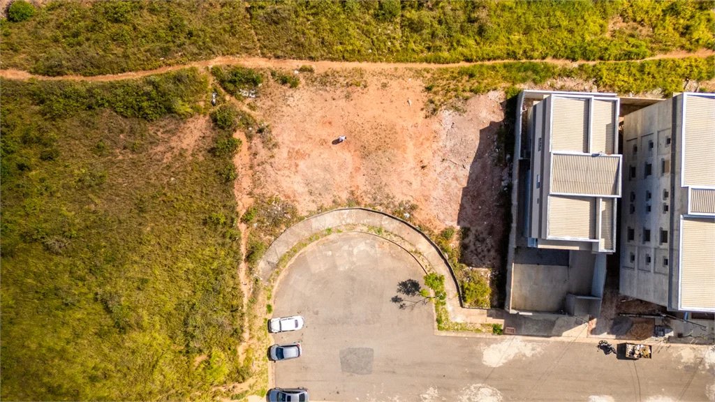 Lote de 570m² no residencial Veredas em Poços de Caldas