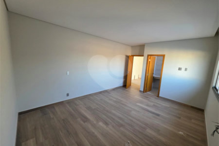 Casa sobrado 3 suítes com piscina Parque Faber IV