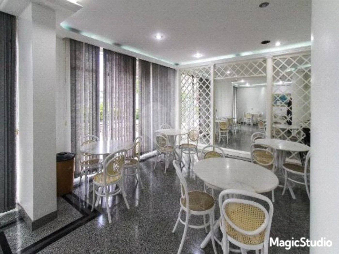 Apartamento com 162m², 3 quartos (3 suítes), 3 garagens, à venda na Vila Regente Feijó