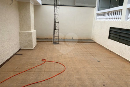 Imóvel Comercial á venda em São Carlos, rua São Sebastião.