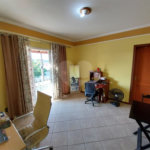 Sobrado à venda com 5 quartos, sendo 1 suíte,  em Terra Nobre, Louveira, SP