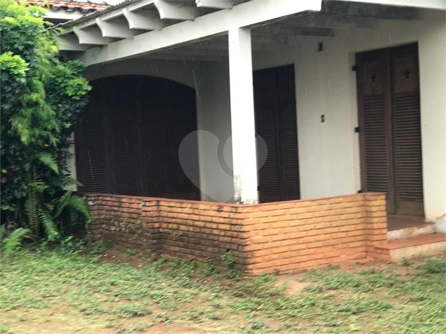 CASA À VENDA COLOCADA COM A SANTA CASA