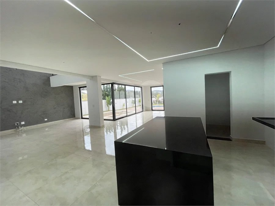 Casa Alto Padrão | 4 suites | Condominio Clube | Atibaia