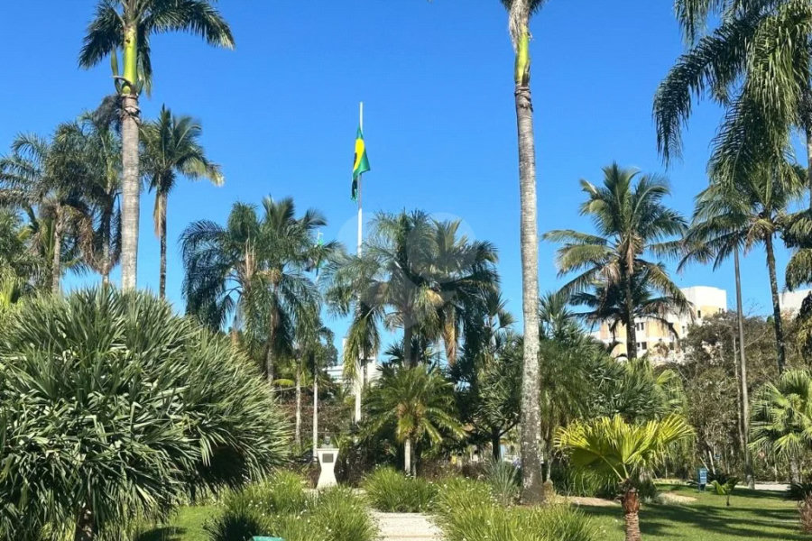 Apartamento à venda com 3 quartos, sendo 1 suíte, em Riviera de São Lourenço, Bertioga, SP