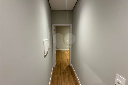 CASA A VENDA COM 3 DORMITÓRIOS, SENDO 1 SUITE NO SESIDENCIAL VILLENEUVE