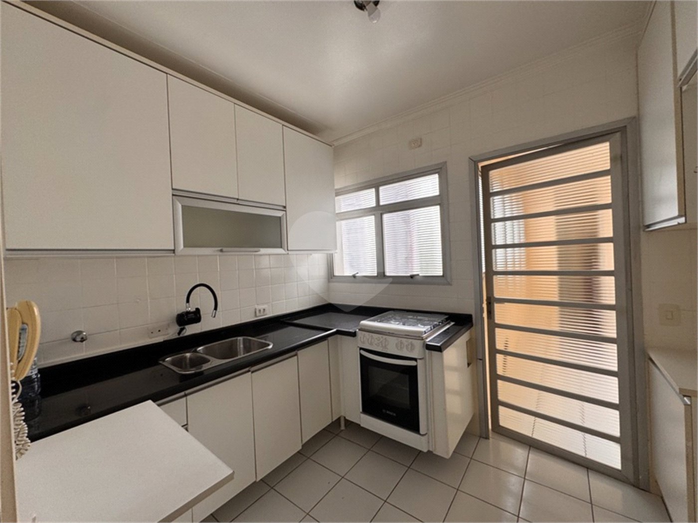 Apartamento Moema – 3 Dormitórios - Ar Condicionado - 80 mts², 2 Vagas