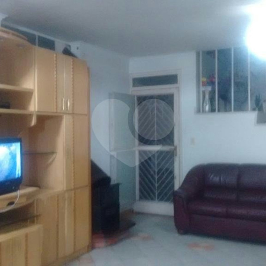 SOBRADO COM 04 DORMITÓRIOS, 02 VAGAS NO CAMPO BELO