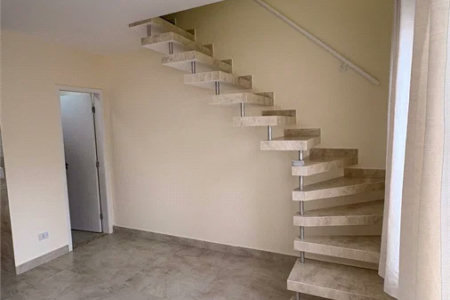 Casa à venda com 2 quartos no condomínio Residencial Ilha de Malta,255, Cotia - SP