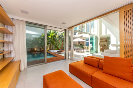 Casa à venda com 3 suítes no condomínio Lazuli, São Paulo - SP