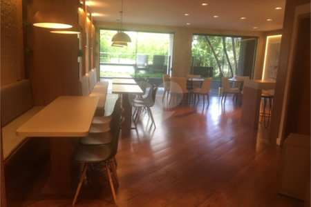 Apartamento para alugar com 3 quartos, sendo 1 suíte, em Brooklin, São Paulo, SP
