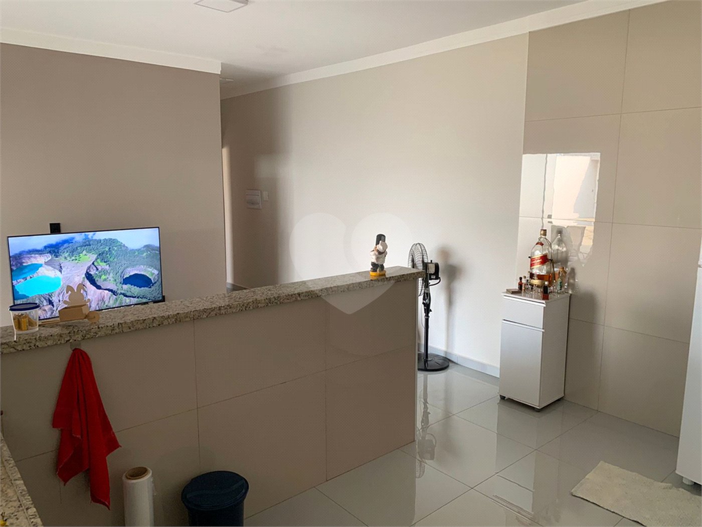 Casa térrea com piscina para venda no Residencial Arcoville