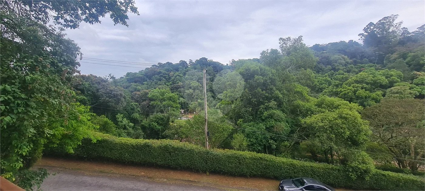 Casa à venda com 3 suítes no condomínio Alpes da Cantareira, Mairiporã - SP