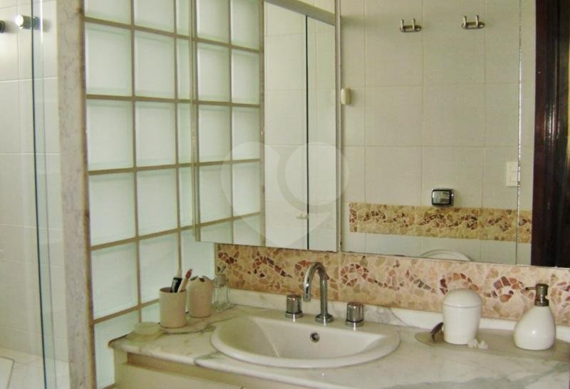 Apartamento Residencial / Santa Cecília