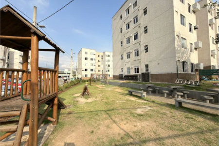 Apartamento 2 Quartos no Condomínio Parque Ville | Estrada da Cachamorra