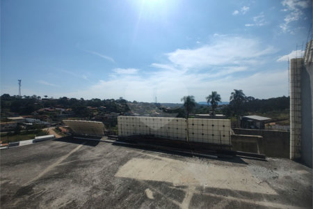 Terreno 810 metros à venda em Atibaia com projeto aprovado exclusivo de alto padrão com construção inacabada