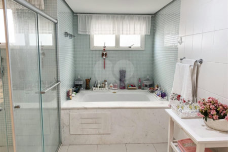 Apartamento à venda com 4 suítes em Alto da Boa Vista, São Paulo, SP