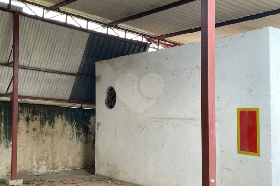 Terreno Comercial para Venda e Locação no Bairro Estância Lago Azul em Piracicaba/SP.