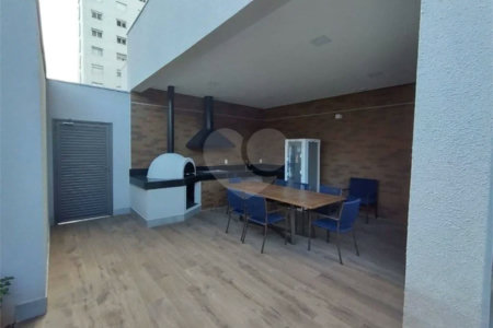 Apartamento novo com 129m² na Mooca com 2 suítes e 2 vagas.