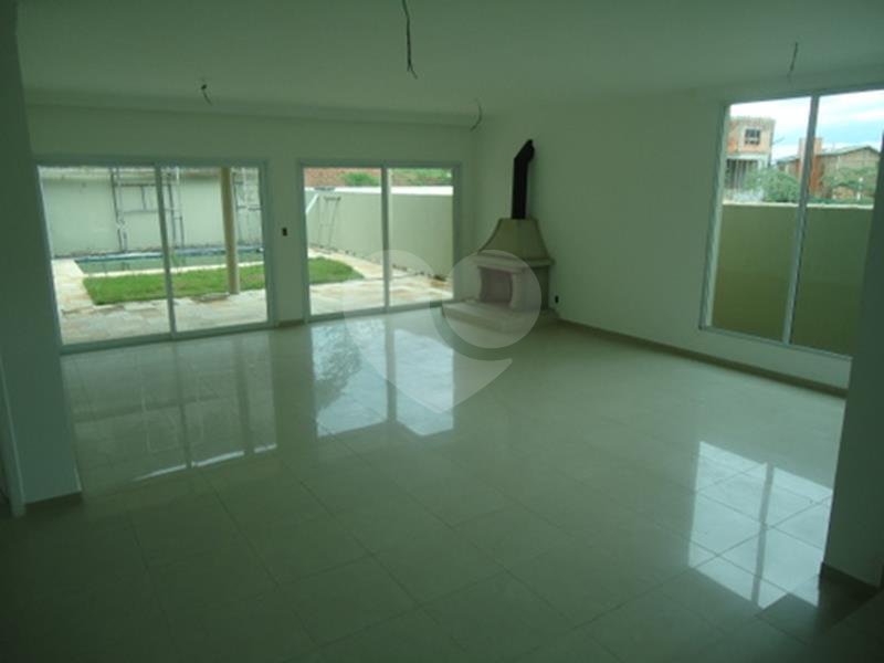 Casa à venda com 3 suítes em São Paulo II, Cotia, SP