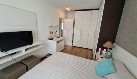 Apartamento à venda com 3 quartos, sendo 1 suíte,  em Ipiranga, São Paulo, SP