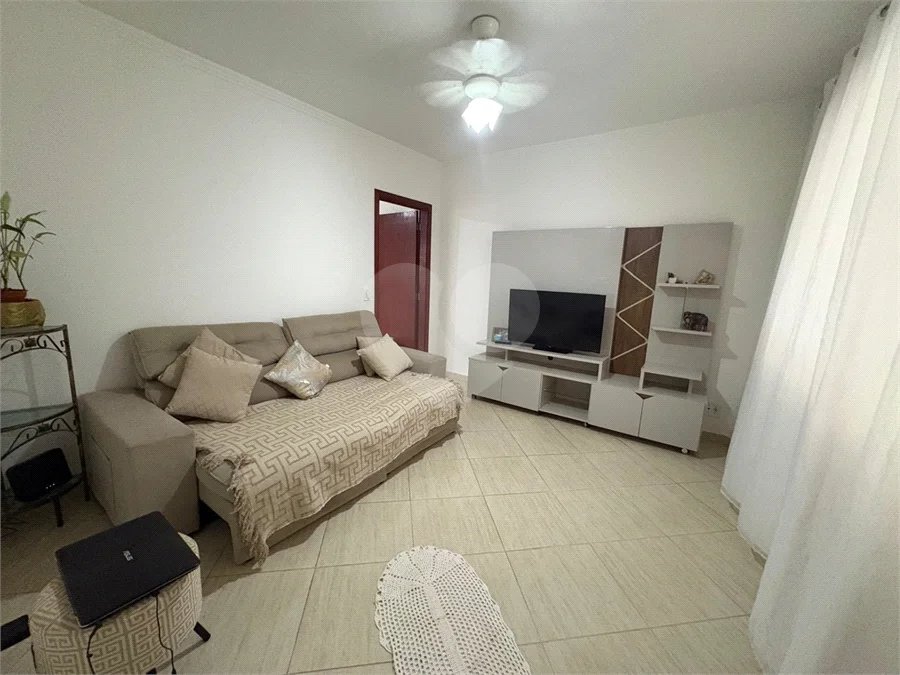 CASA NO JARDIM ACAPUCO