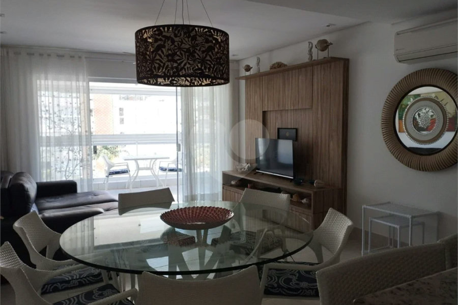 Apartamento à venda com 4 quartos, sendo 2 suítes, em Riviera de São Lourenço, Bertioga, SP