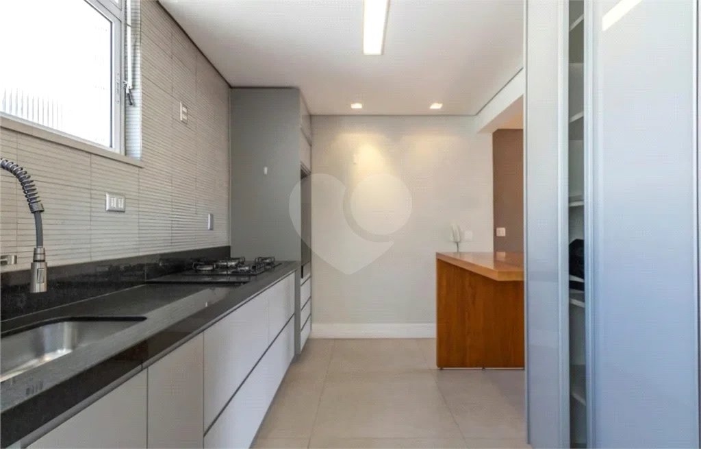 Apartamento à venda 97 m², 2 dormitórios, 1 vaga no Jardim Paulista - São Paulo/SP.