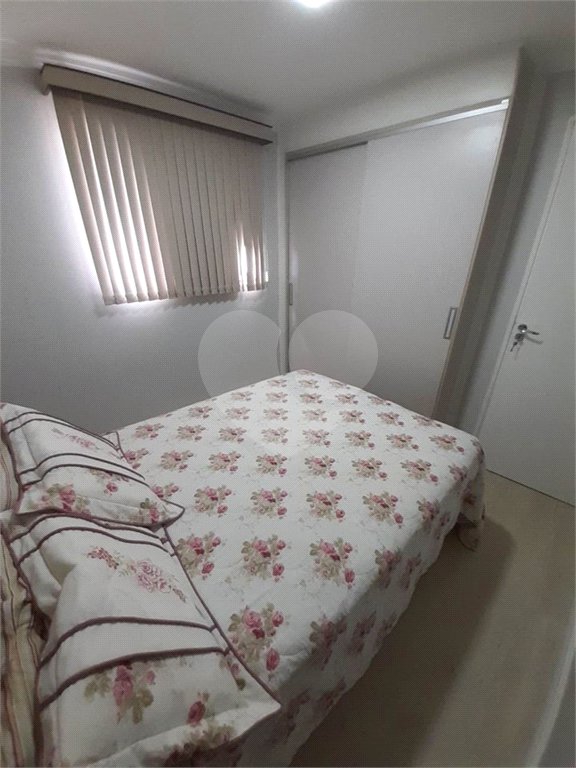 Apartamento com 2 dormitórios Mont Royal