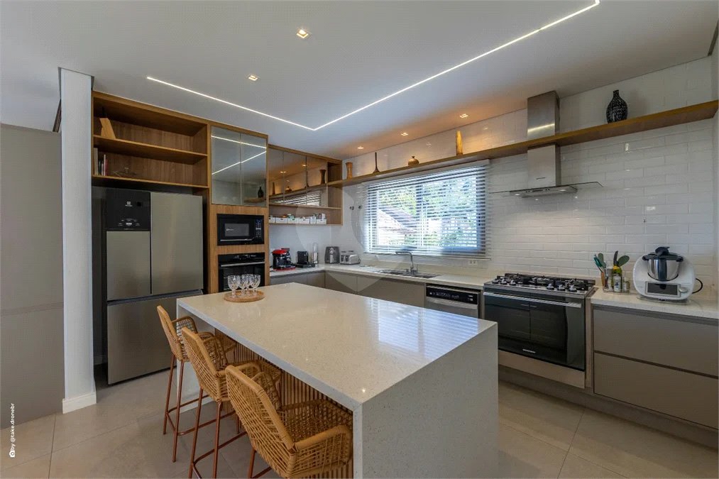 Casa à venda no condomínio Vinhas da Vista Alegre - Lado Sede, Vinhedo - SP