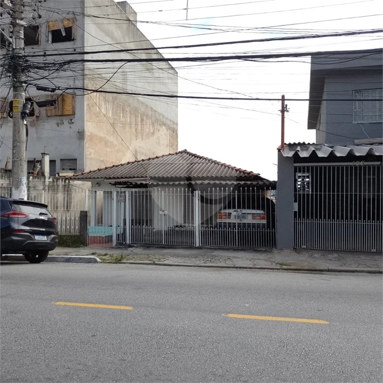 Investidores, Atenção! Terreno de 310m² no Jardim Regina com Excelente Potencial Construtivo à Venda